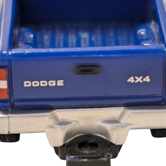 MATCHBOX Pickup Trucks Ford Dodge Ram 4-Piece Set Vintage - Picture 12 of 16